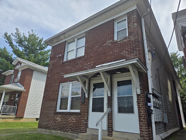 1516 W Muhammad Ali Blvd-Unit -UNIT 3 in Louisville, KY - Building Photo - Building Photo