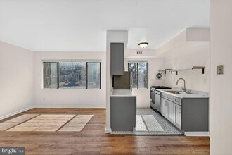 1031 Michigan Ave NE, Unit 203 in Washington, DC - Building Photo - Building Photo