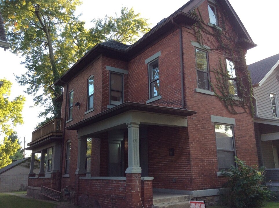 95 W Patterson Ave in Columbus, OH - Building Photo