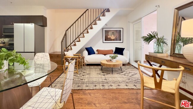 property at 5633 Carlton Way