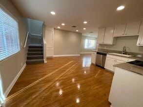 428 Cerritos Ave in Long Beach, CA - Building Photo - Building Photo