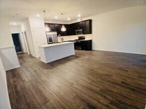 4347 Chelsea Mnr Cir in Aurora, IL - Building Photo - Building Photo