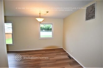 575 Cochise Pl in Carol Stream, IL - Building Photo - Building Photo