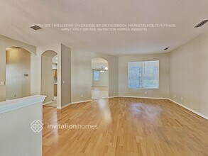 7214 Colonial Lake Dr in Riverview, FL - Building Photo - Building Photo