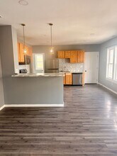 713 S 4th St in Rockford, IL - Building Photo - Building Photo