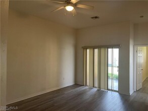 102 Cultural Park Blvd in Cape Coral, FL - Building Photo - Building Photo