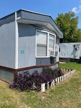 4140 Violet Rd in Corpus Christi, TX - Building Photo - Building Photo