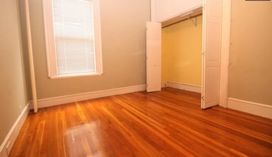 36 Davis Ave, Unit 1 in Brookline, MA - Building Photo - Building Photo
