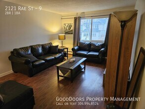 2121 Rae St in Regina, SK - Building Photo - Building Photo