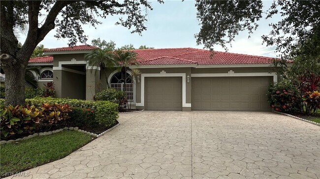 property at 8850 Creek Run Dr