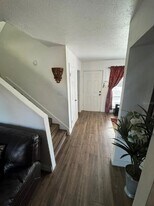 1836 Warringwood Dr in Orlando, FL - Building Photo