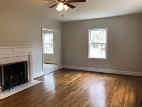 2974 Hollywood Dr in Decatur, GA - Building Photo - Building Photo