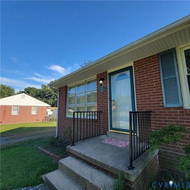 property at 2605 Fruehauf Rd
