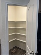 25509 32nd Ave E in Spanaway, WA - Foto de edificio - Building Photo