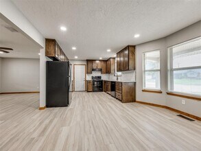412 Sundown Dr in Norman, OK - Building Photo - Building Photo