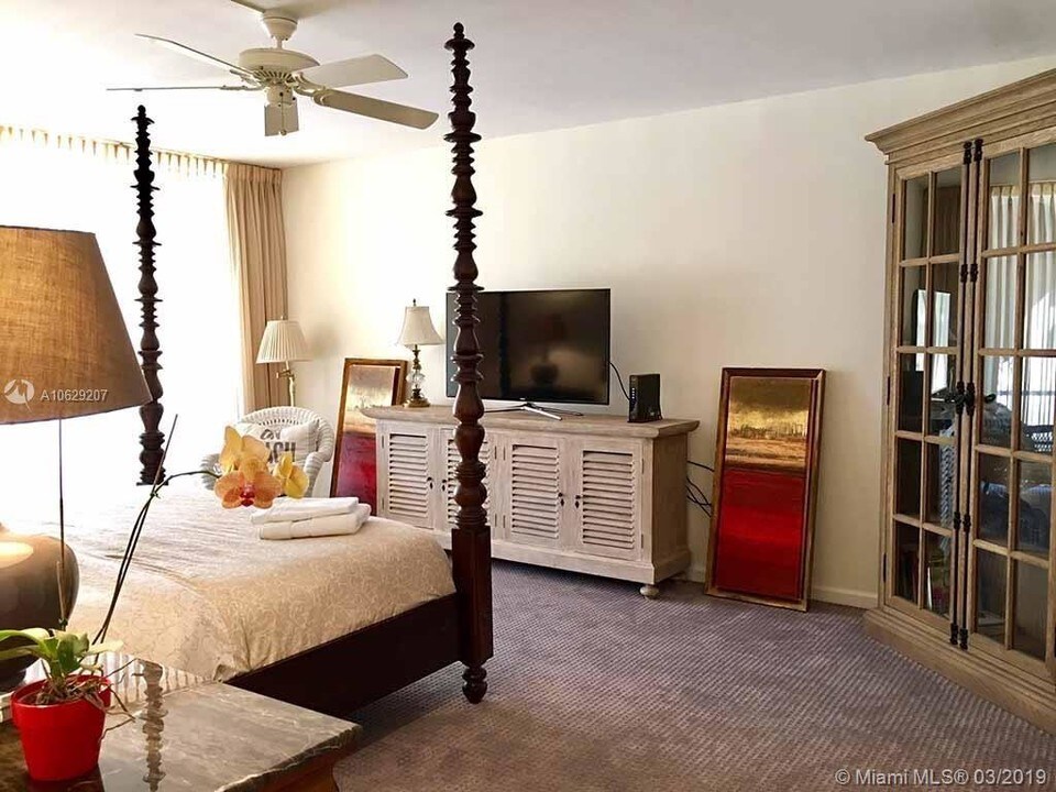 5601 Florida A1A-Unit -S105 in Vero Beach, FL - Foto de edificio