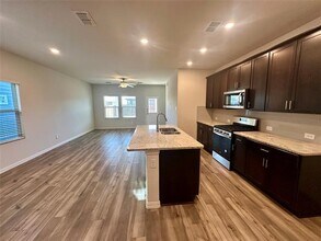 1636 Briar Hunt Dr in Forney, TX - Building Photo - Building Photo