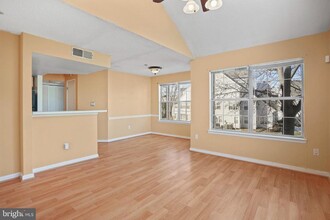 14023 Vista Dr-Unit -89 in Laurel, MD - Building Photo - Building Photo