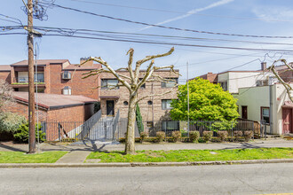 43 Broadway in Tacoma, WA - Building Photo - Building Photo