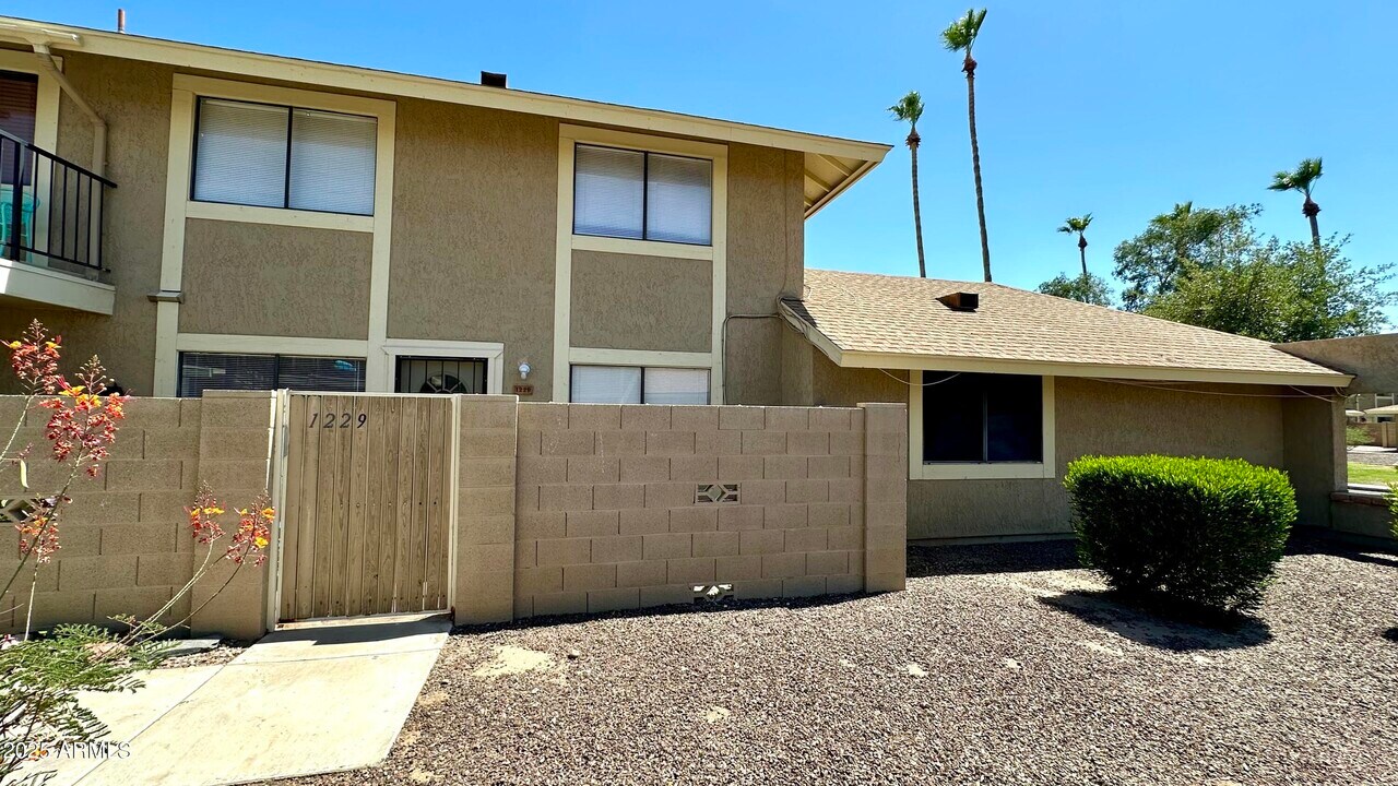 1229 N 84th Pl in Scottsdale, AZ - Building Photo