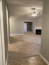 2709 Crownpoint Dr in Jeffersonville, IN - Foto de edificio - Building Photo