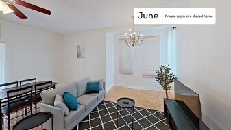 109 Heath St in Boston, MA - Building Photo