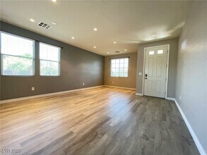 6636 Sand Swallow St in North Las Vegas, NV - Building Photo - Building Photo