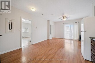 159 Church St in Kitchener, ON - Building Photo - Building Photo