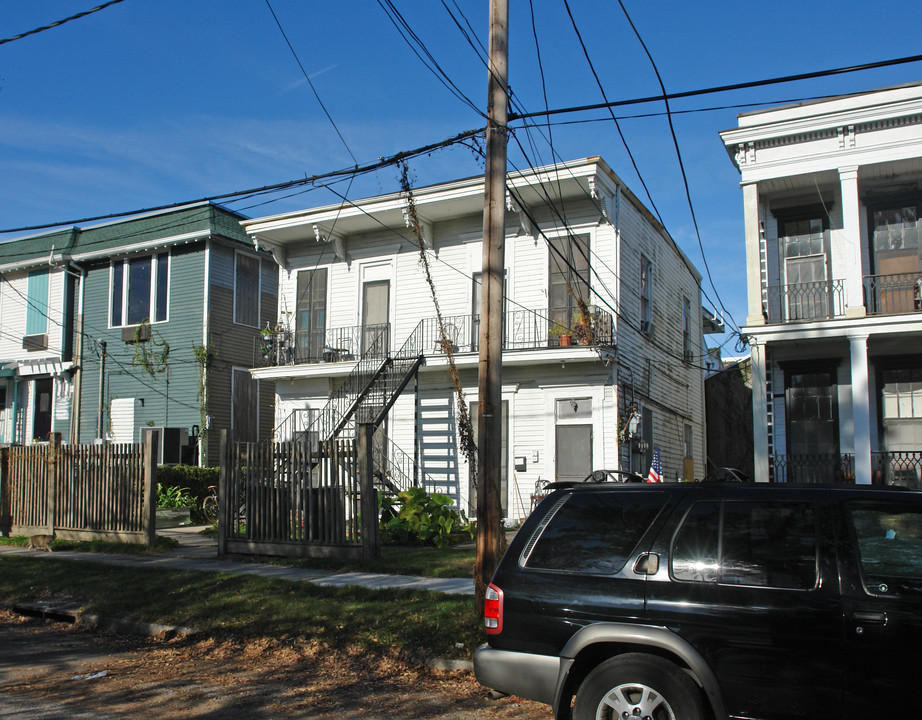 1525 Euterpe St in New Orleans, LA - Foto de edificio