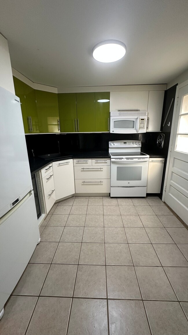 22 Park Pl in New Britain, CT - Building Photo - Building Photo