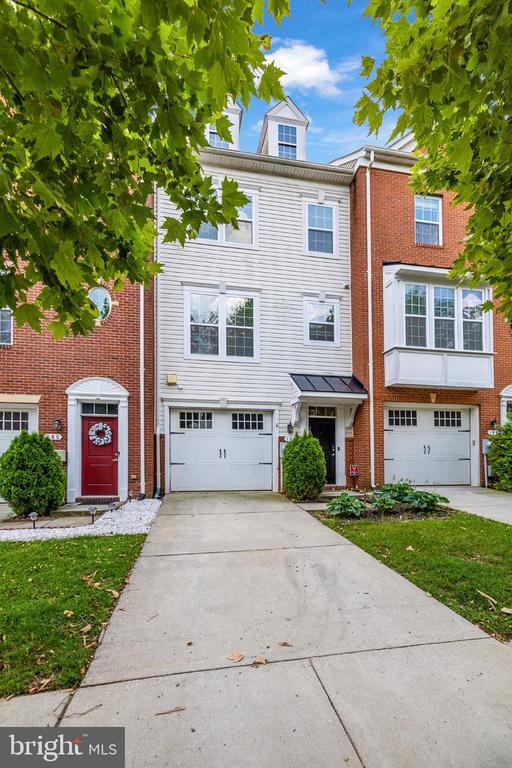 107 Dark Sky Crossing in Pasadena, MD - Building Photo - Building Photo