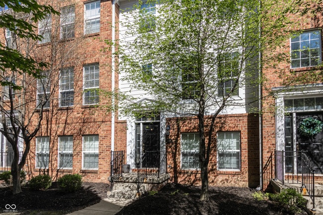 property at 420 Beverly Ct