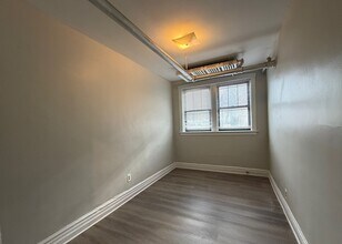 3224 N Karlov Ave in Chicago, IL - Building Photo - Building Photo