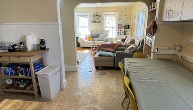 7 Craigie Ter, Unit 2 in Somerville, MA - Building Photo - Building Photo