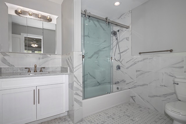 FAIRFIELD ESTATES AT HAMPTON BAYS in Hampton Bays, NY - Building Photo - Building Photo