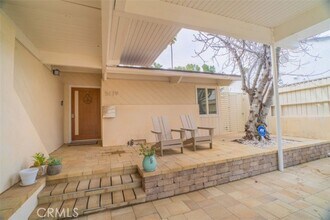 5179 Canoga Ave in Los Angeles, CA - Building Photo - Building Photo