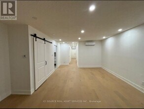 29 George Webster Rd in Toronto, ON - Building Photo - Building Photo