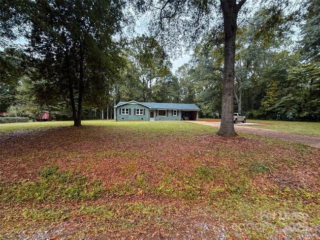 1895 Forest Lake Dr in Rock Hill, SC - Building Photo - Building Photo