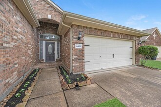 6439 Stone Landing Ln in Katy, TX - Building Photo - Building Photo