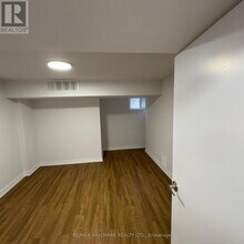 63 Hiscock Blvd in Toronto, ON - Building Photo - Building Photo