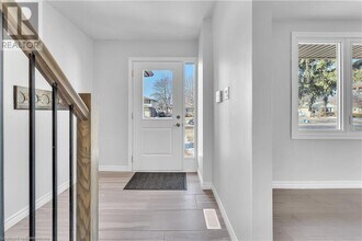 717 Millbank Dr in London, ON - Building Photo - Building Photo