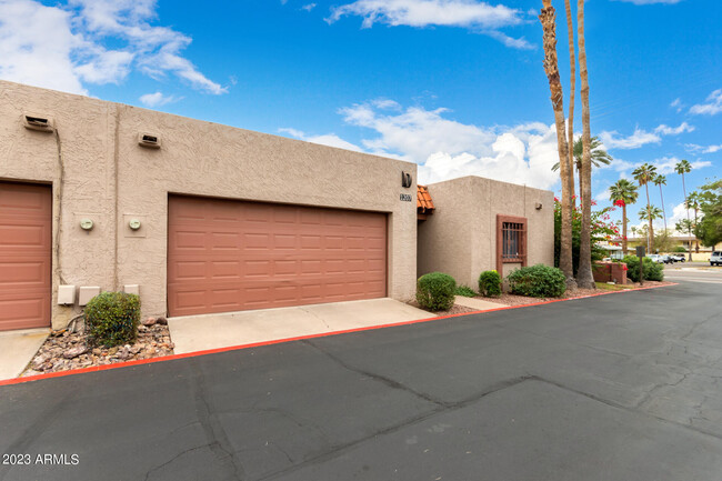 1207 E Encantada Pl in Phoenix, AZ - Building Photo - Building Photo