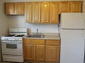 1112-1130 Magnolia Ave in Camden, NJ - Building Photo - Building Photo