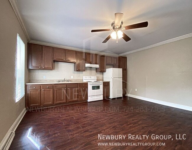 property at 39 Hickory St