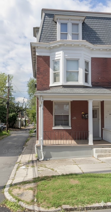 42 N 18th St, Unit 1 in Harrisburg, PA - Foto de edificio