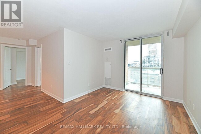 323 Richmond St E in Toronto, ON - Building Photo - Building Photo