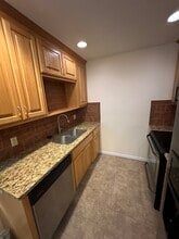 4911 Sunset Dr in Ralston, NE - Building Photo - Building Photo