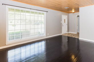 3352 Ridgefield Dr in Montgomery, AL - Building Photo - Building Photo