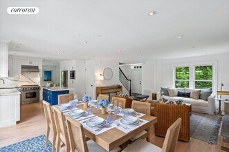 32 Eastville Ave in Sag Harbor, NY - Building Photo - Building Photo