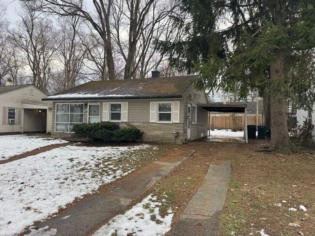 property at 10631 Saratoga St